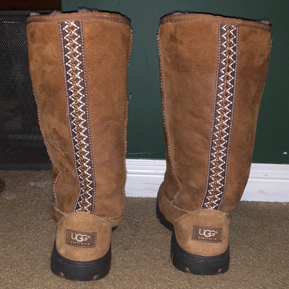 Women’s UGG Tasman Boots